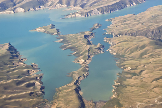 高山湖