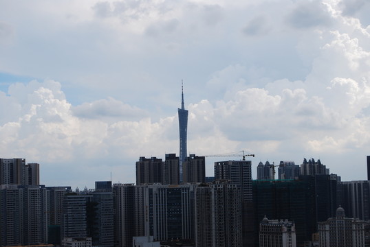遠(yuǎn)看廣州塔