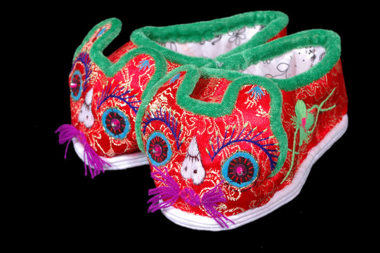 民間刺繡老虎鞋