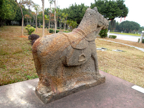 漢代石馬雕像