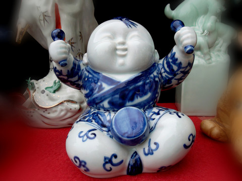 擊鼓小孩