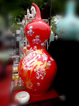 紅色牡丹花葫蘆瓶