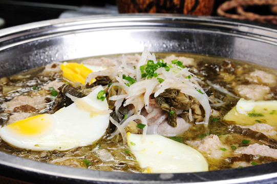 銀魚肉丸火鍋