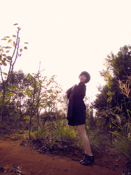 短發(fā)美女（非高清）