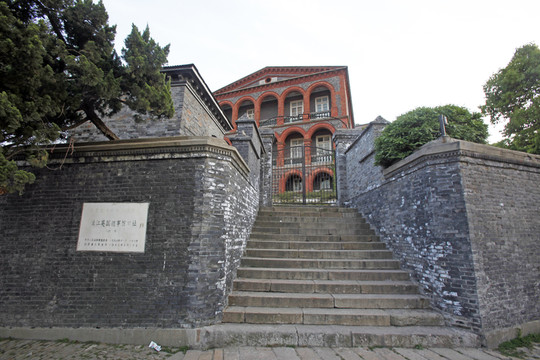 鎮(zhèn)江博物館
