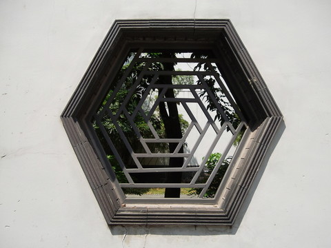 漏窗