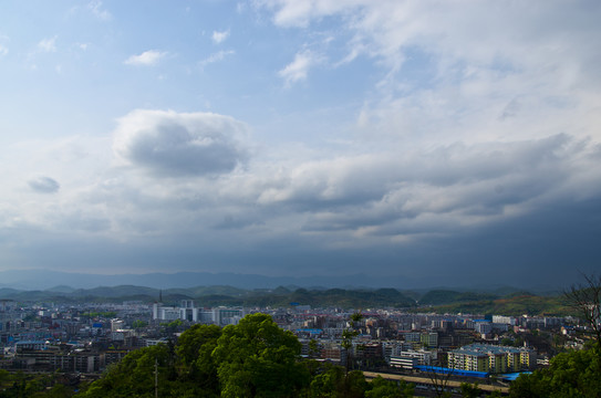 圍城風(fēng)云