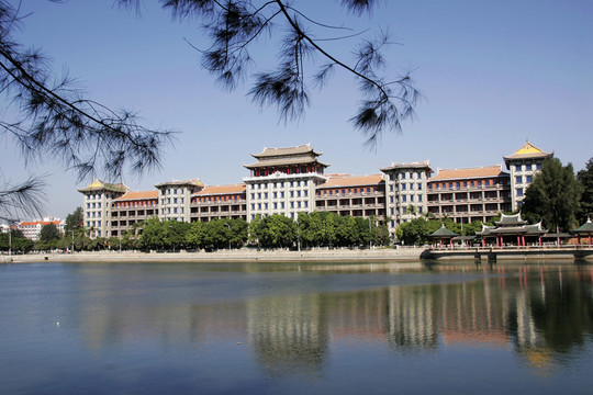 集美中學(xué)