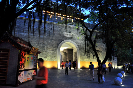 廣州越秀公園夜景