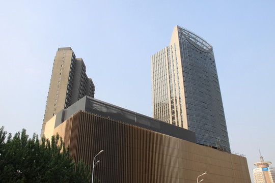 大酒店