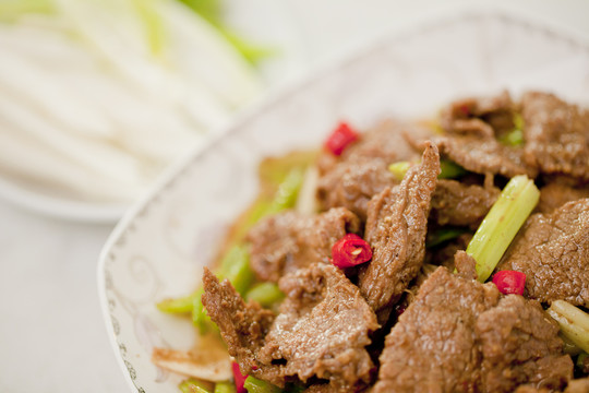 小炒牛肉