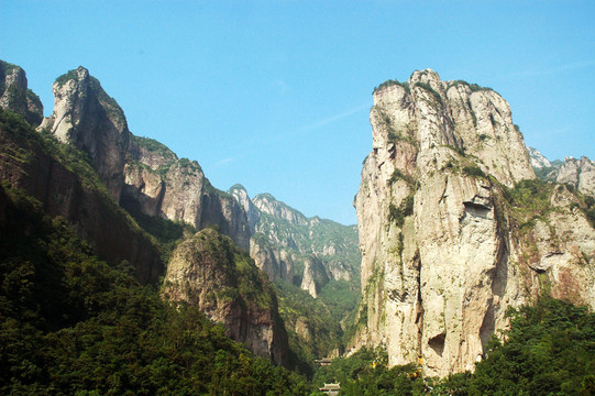 夫妻峰