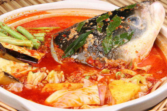 咖喱魚頭煲