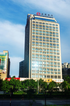 東莞銀行大樓
