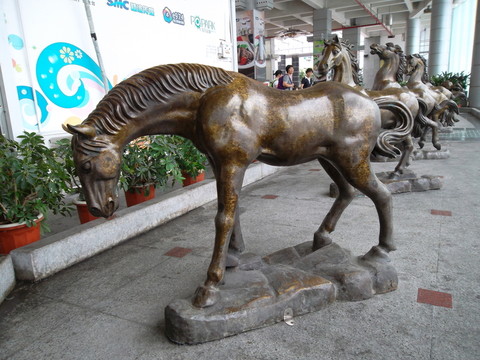 銅馬雕像
