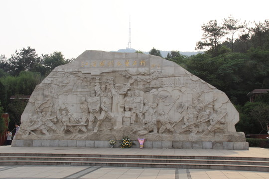 烈士陵园雕塑