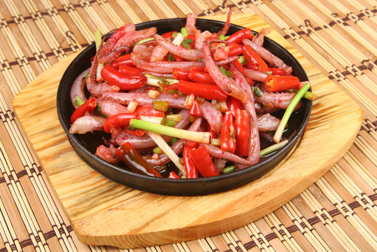 鐵板魷魚須
