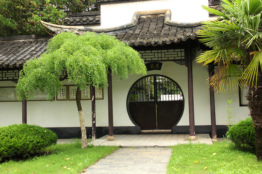 清晏園 朱苑