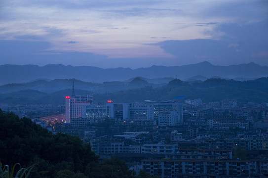 夜色城