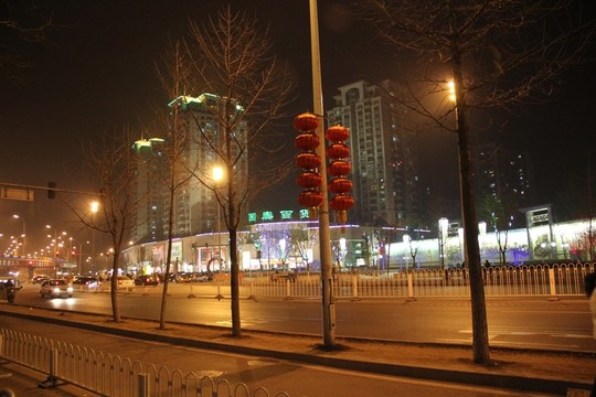 國(guó)泰百貨夜景
