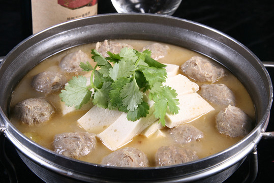 肉圓燴豆腐