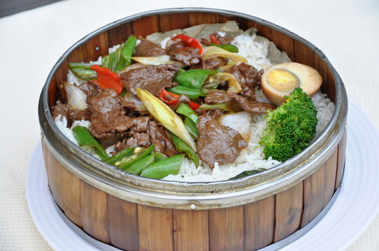 小炒肉飯