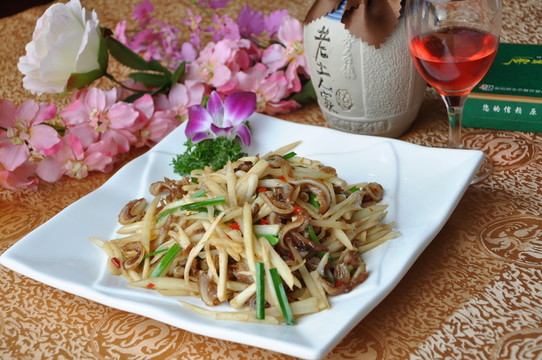 蘭豆炒脆骨