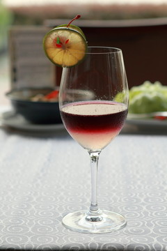杯中紅酒
