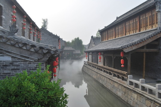 小河樓臺(tái)