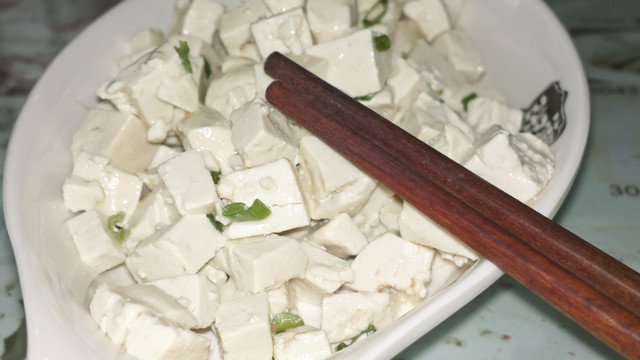 涼拌豆腐