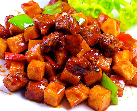 野山菇爆法國(guó)鵝肝