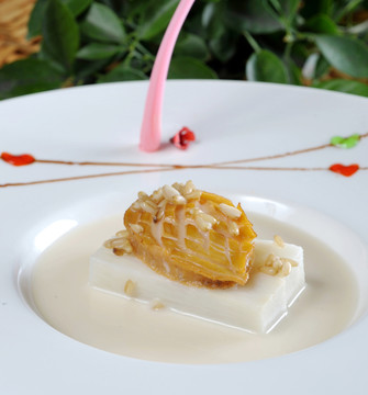燕麥山藥煮鮮鮑