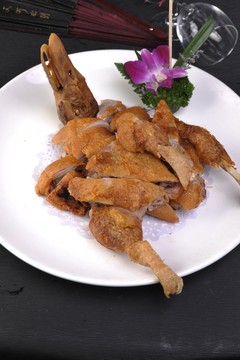 本幫香酥鴨