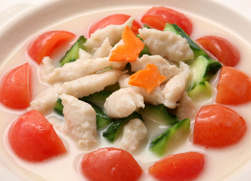 米湯煮鮮茄雙瓜魚(yú)滑