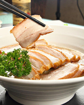 五花酥肉