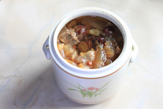 花膠紅棗湯