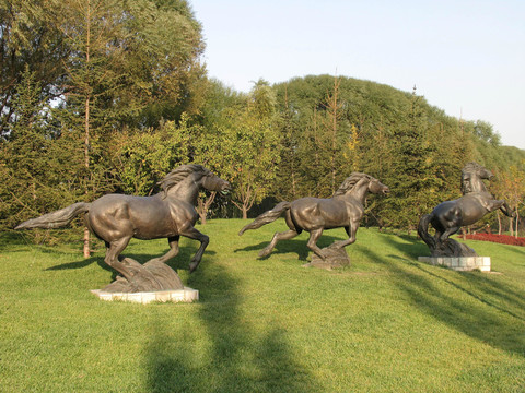 北京元大都城垣遺址公園 百駿圖
