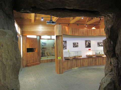 鄂溫克族馴鹿文化博物館