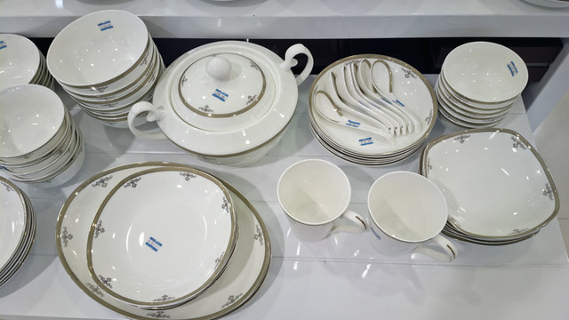 餐具