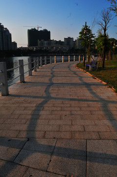 陽(yáng)江鴛鴦湖風(fēng)景 欄桿