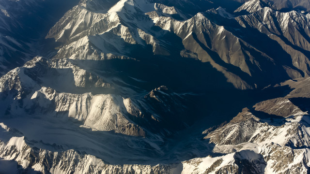 天山