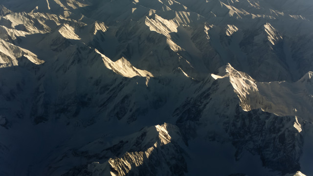 天山