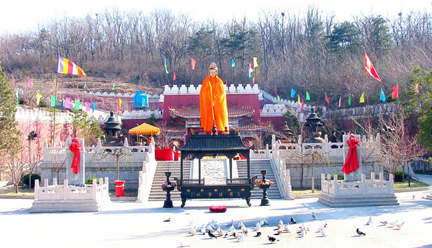 鞍山市羅漢圣地