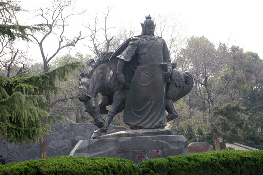 黃鶴樓公園 岳飛銅像