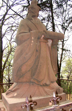 武漢市龜山 董和像