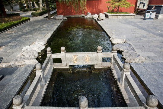 章丘百脈泉