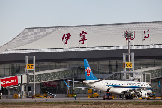 機(jī)場(chǎng)