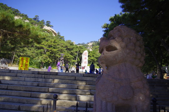 石獅子