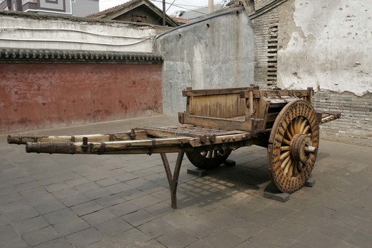 绥远城将军衙署 古代马拉战车