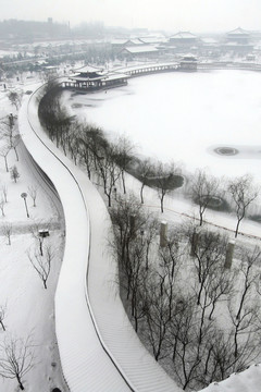 大唐芙蓉園雪景回廊俯視